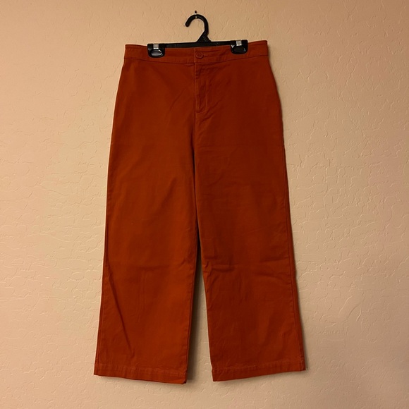 Forever 21 Burnt Orange Cropped Twill Capri Pants - Picture 4 of 9